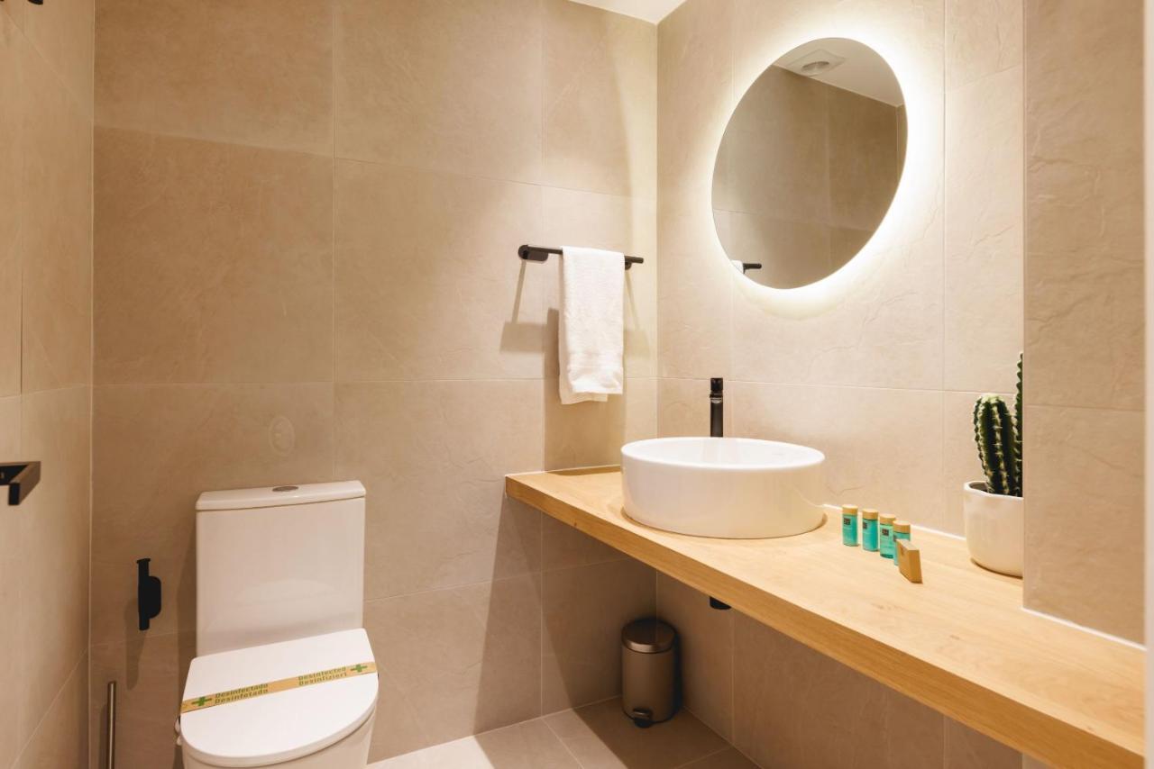 Bravissimo Cort Reial Duplex, Spacious With 3 Bedrooms Gerona Exterior foto