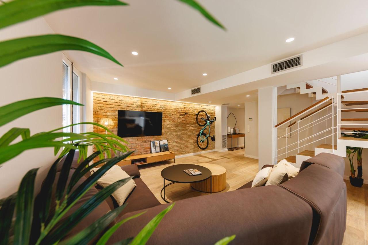 Bravissimo Cort Reial Duplex, Spacious With 3 Bedrooms Gerona Exterior foto